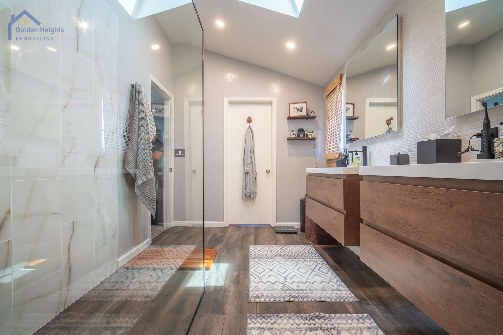 Beautiful Modern Bathroom