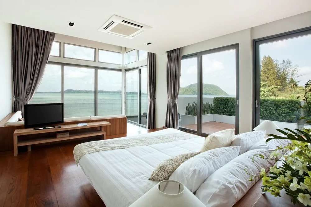bedroom renovation by Golden Heigts Remodeling