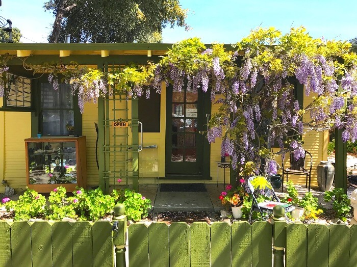aRt Cottage Concord, California